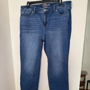 Torrid Boyfriend Straight Jeans 14R Vintage Stretch Denim